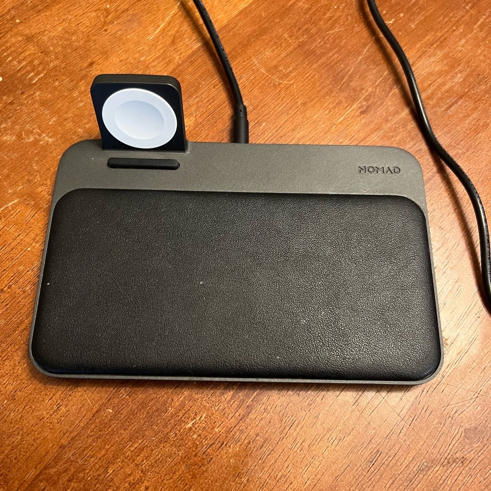 Nomad Wireless Charger